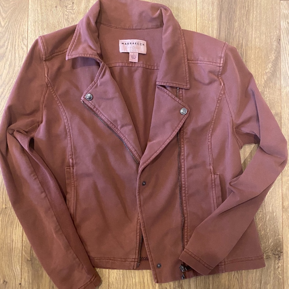 Lightweight jacket